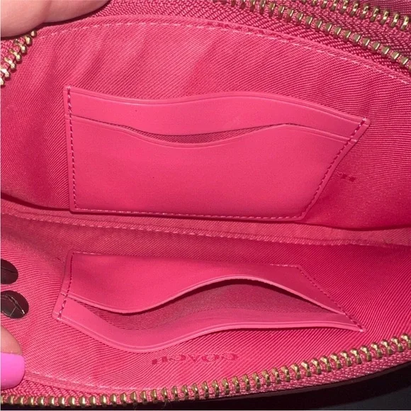 Coach Kira Crossbody wristlet 88484 Pink Double Zip Star Applique - Picture 7 of 14